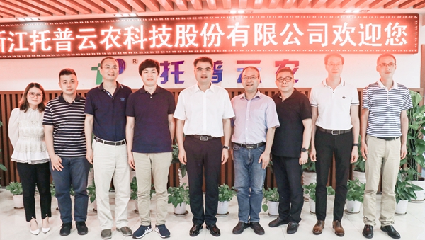 桐乡市副市长徐刚曾在开云·kaiyun考察调研
